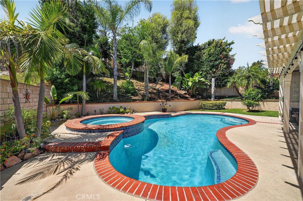 6119 Park Crest Property Photo 58