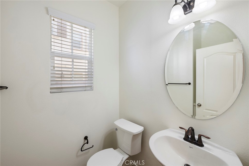 14975 S Highland Avenue 13 Property Photo 9