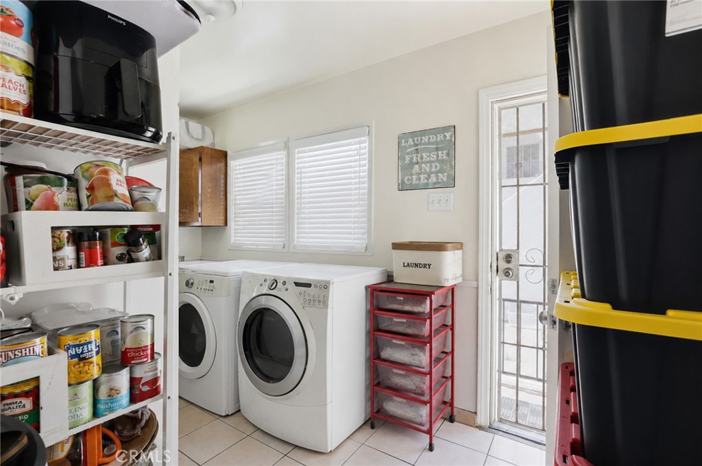549 W 12th Street Property Photo 14