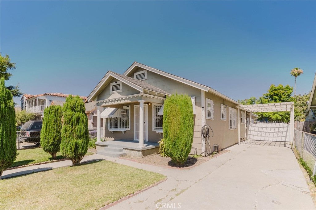 3650 7th Avenue Property Photo 2
