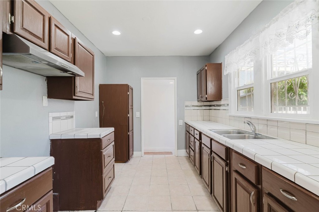 3650 7th Avenue Property Photo 13