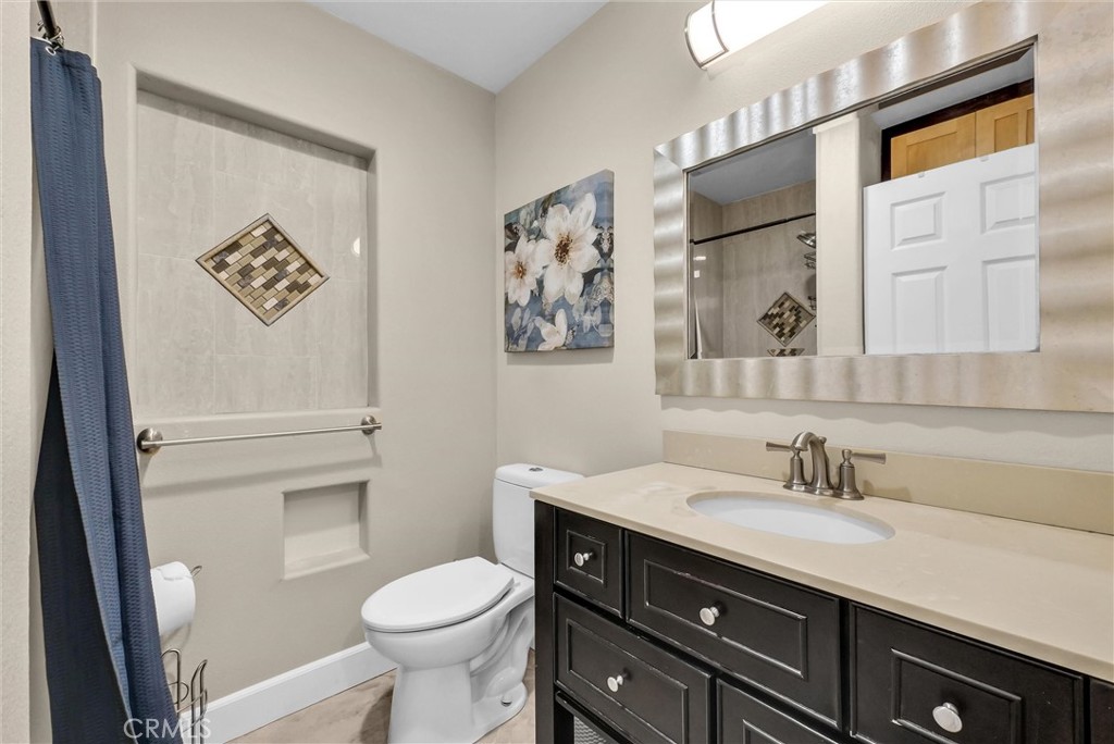 4767 Bain Street Property Photo 19