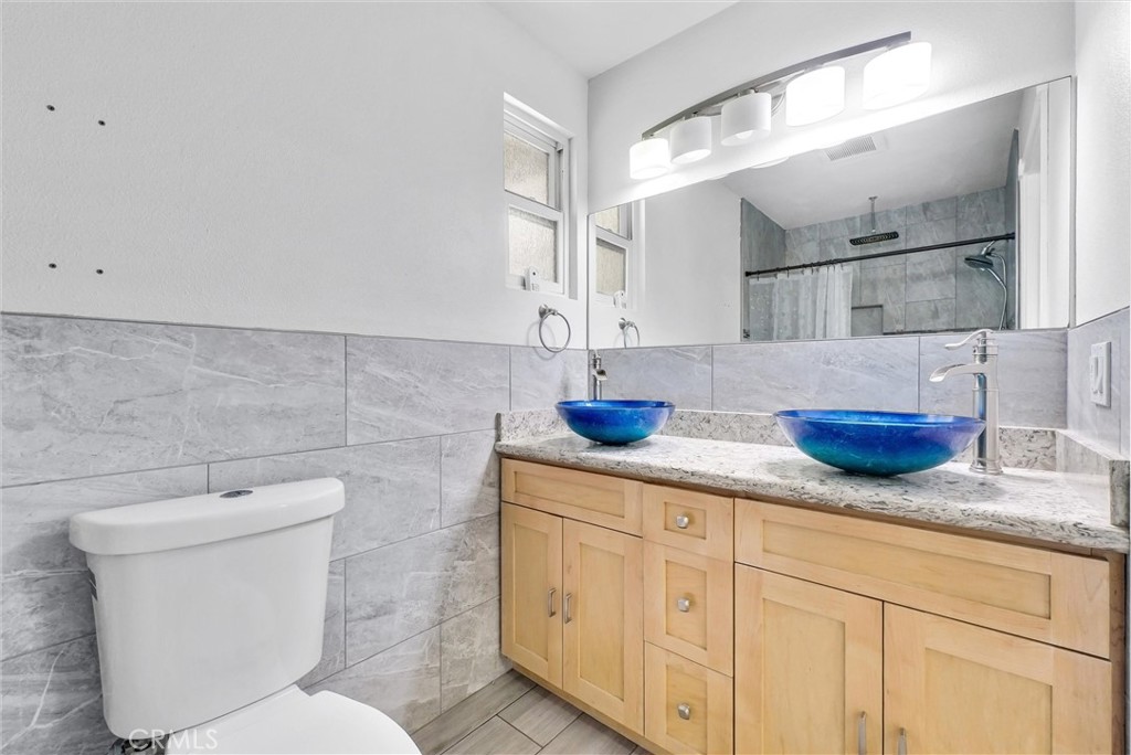4767 Bain Street Property Photo 21