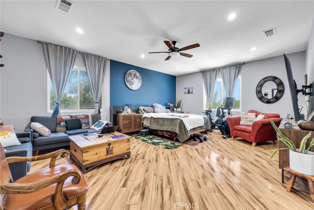 4767 Bain Street Property Photo 29
