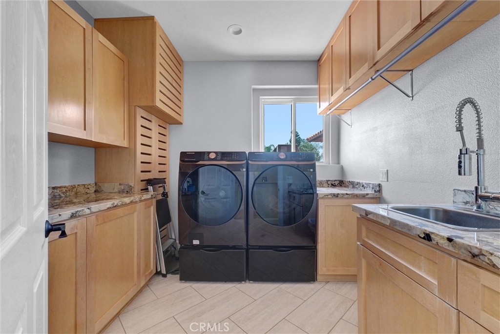 4767 Bain Street Property Photo 44