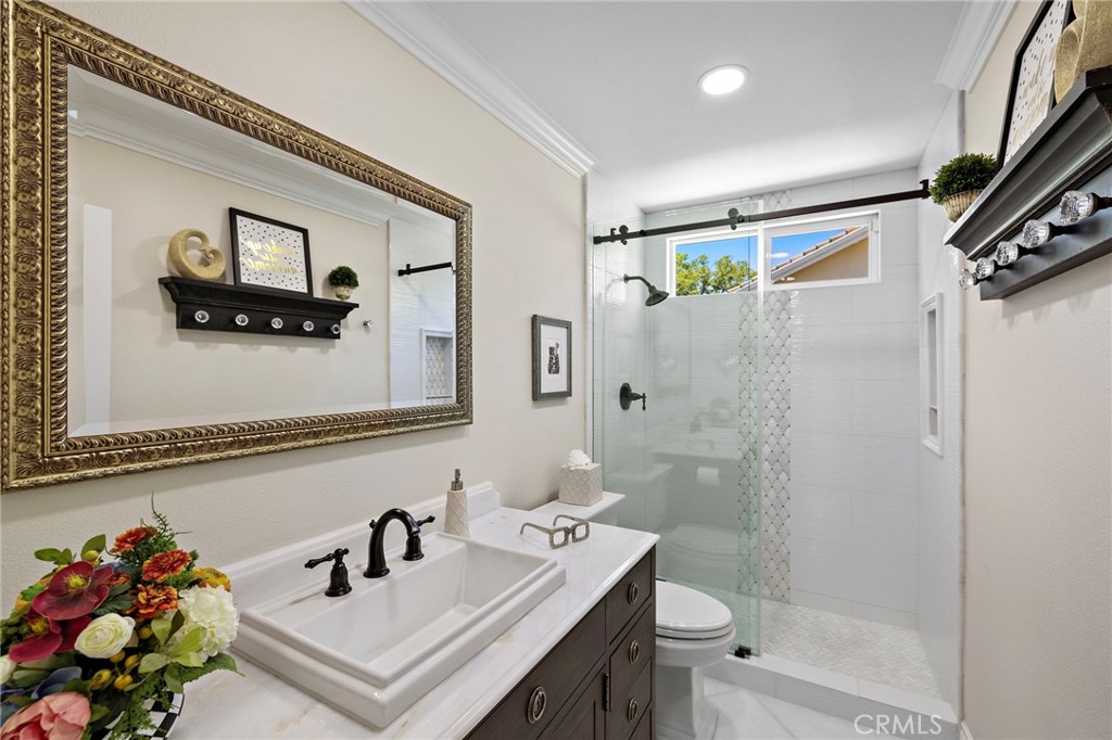 5603 E Crest De Ville Property Photo 44