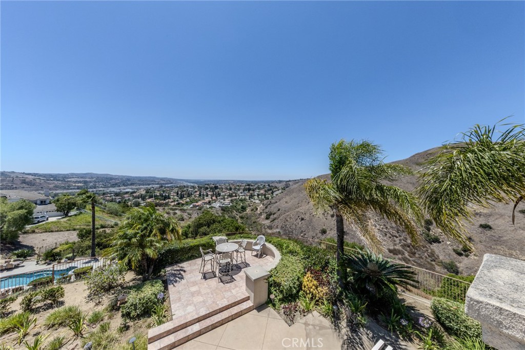 26915 Ironstone Property Photo 13