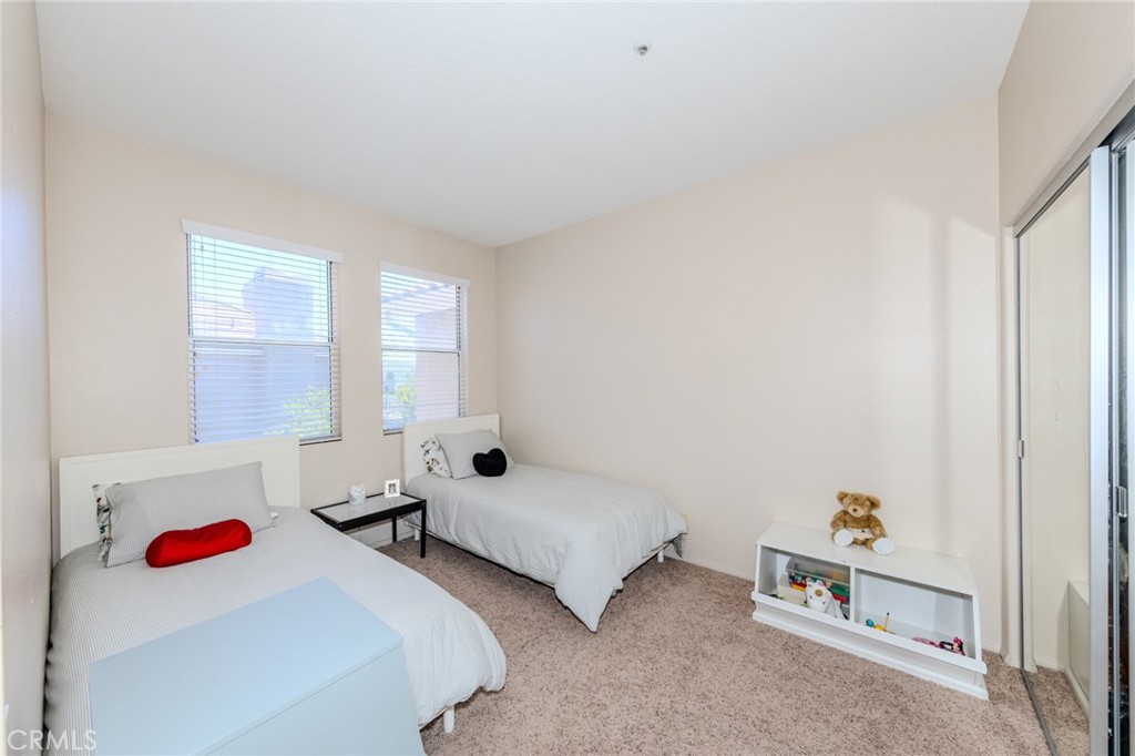 26915 Ironstone Property Photo 18