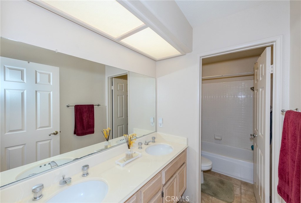 26915 Ironstone Property Photo 22