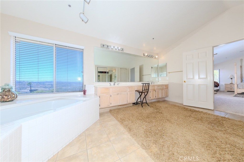26915 Ironstone Property Photo 25