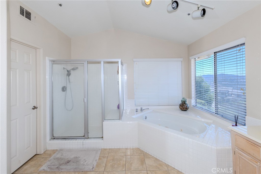 26915 Ironstone Property Photo 26