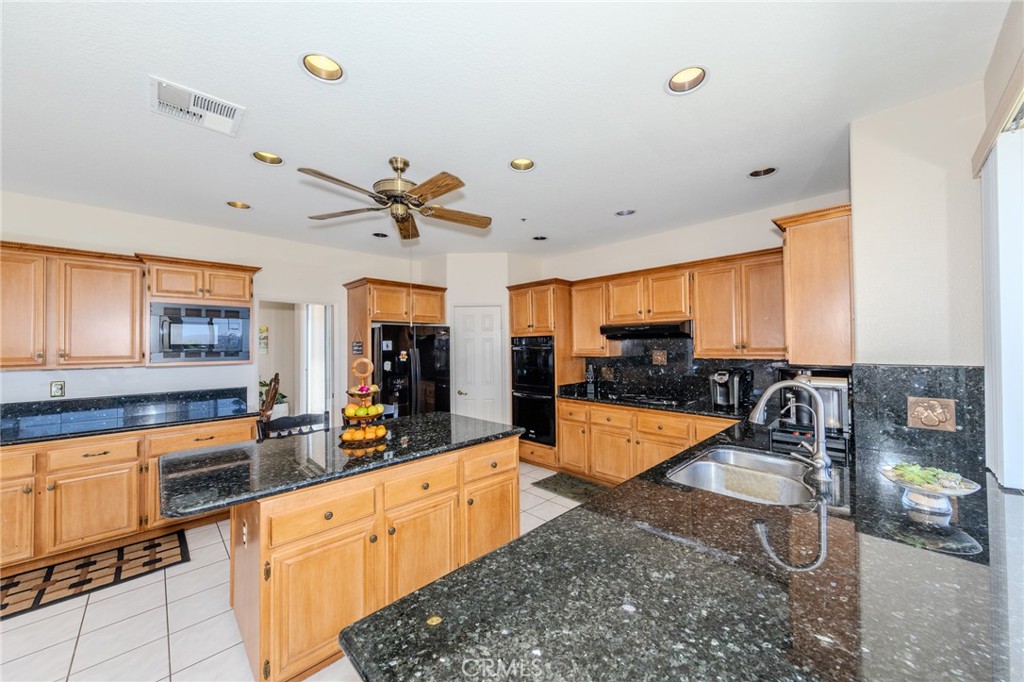 26915 Ironstone Property Photo 42