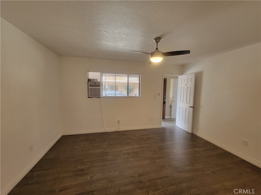 15005 Indiana Property Photo 6