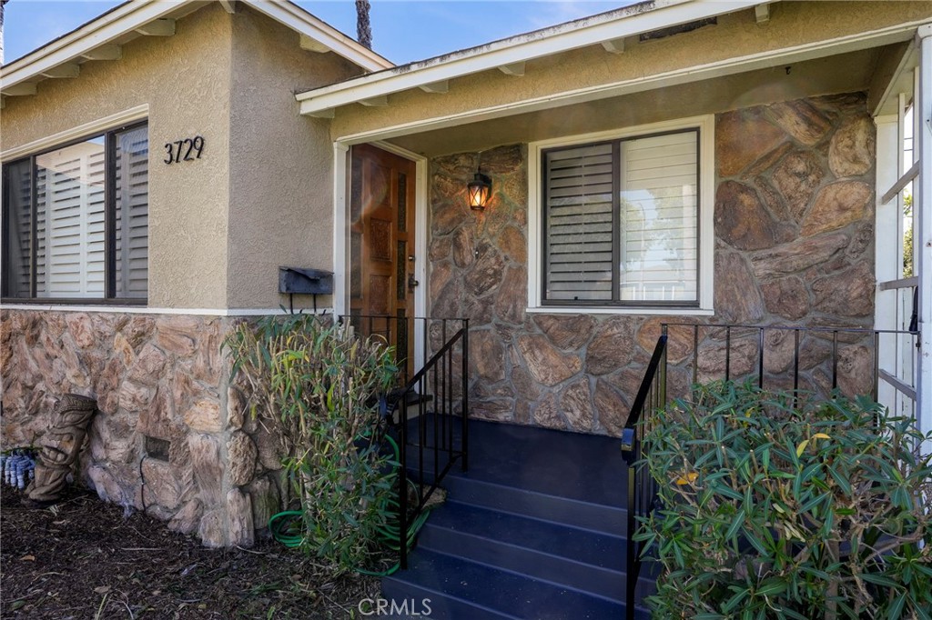 3729 Mcnab Property Photo 4