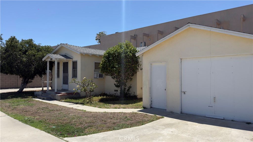 9064 Westminster Boulevard Property Photo 10