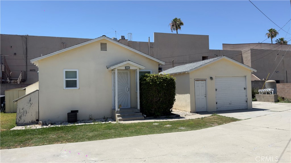 9064 Westminster Boulevard Property Photo 15