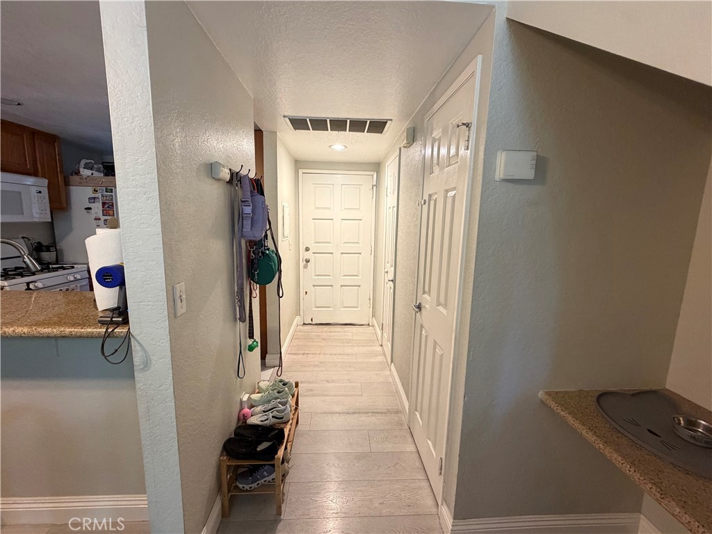 630 Sycamore Property Photo 6