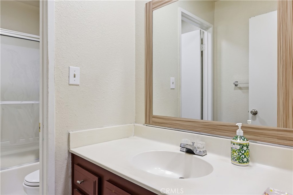 5577 Pioneer Boulevard 9 Property Photo 22