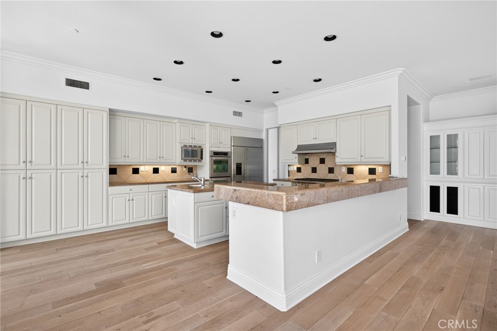 6810 Sycamore Glen Property Photo 26
