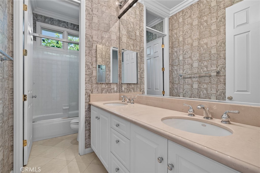 6810 Sycamore Glen Property Photo 61