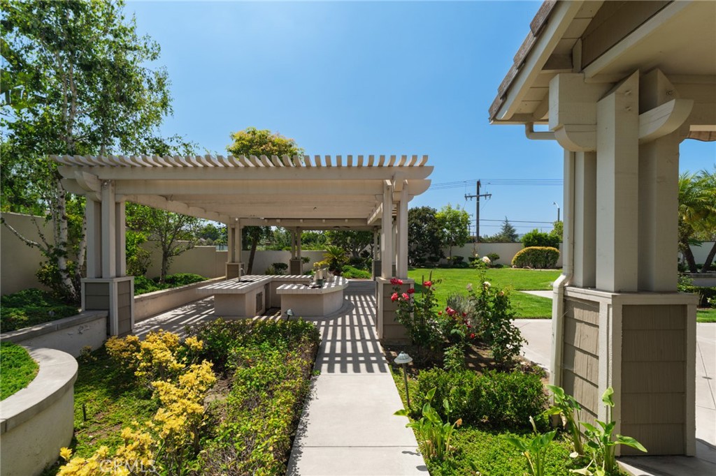 6810 Sycamore Glen Property Photo 63