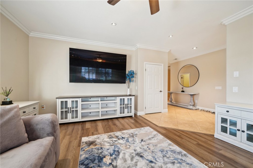 6822 Foxtail Court Property Photo 7