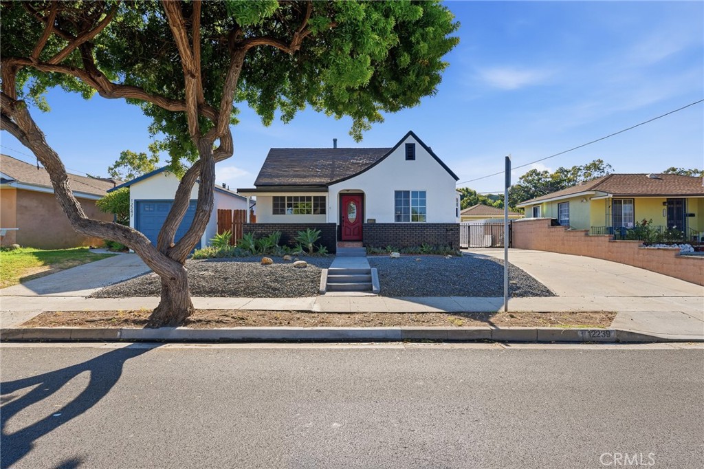 12239 Cedar Avenue Property Photo 1