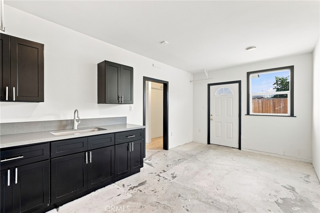 12239 Cedar Avenue Property Photo 4