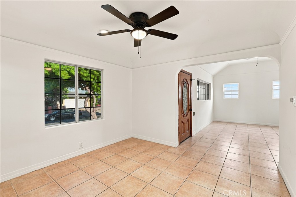 12239 Cedar Avenue Property Photo 8