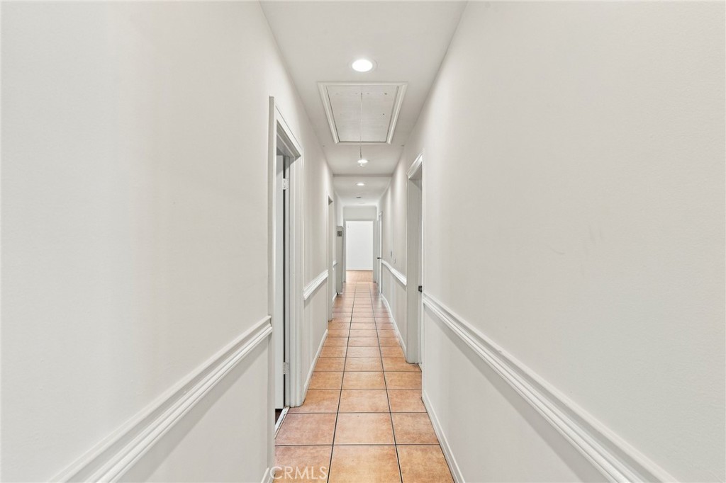 12239 Cedar Avenue Property Photo 12
