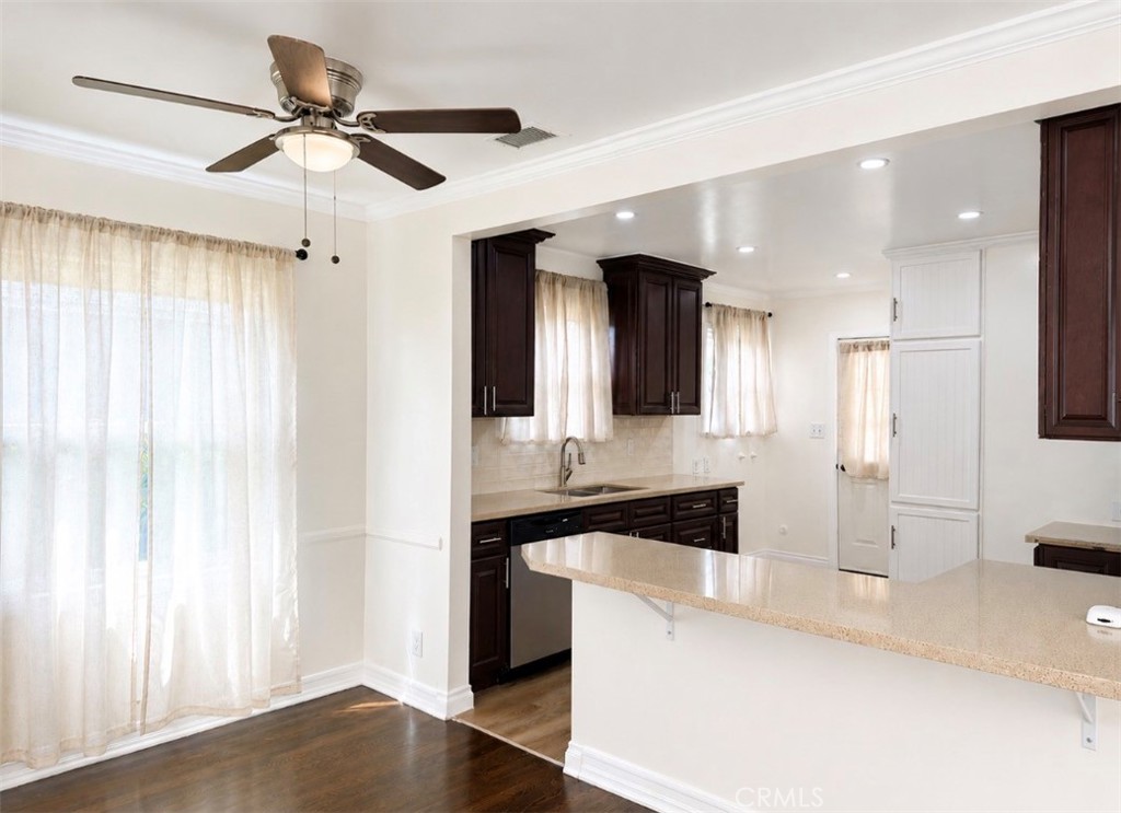 14461 Cullen Property Photo 5