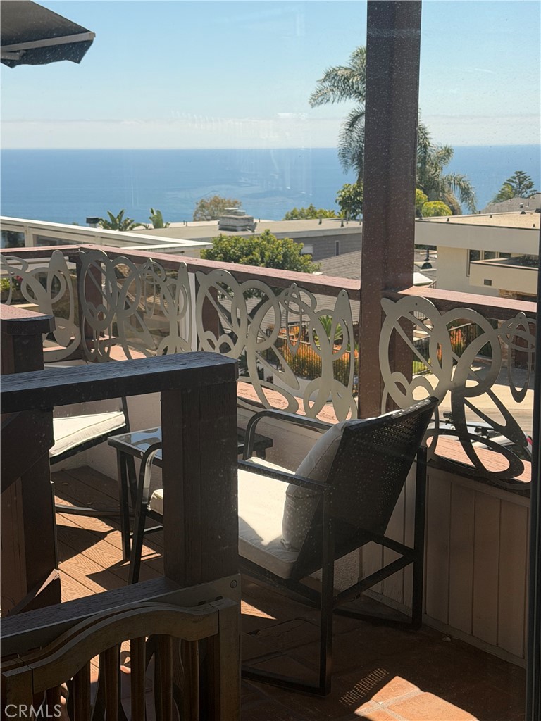 1080 Noria Property Photo 14