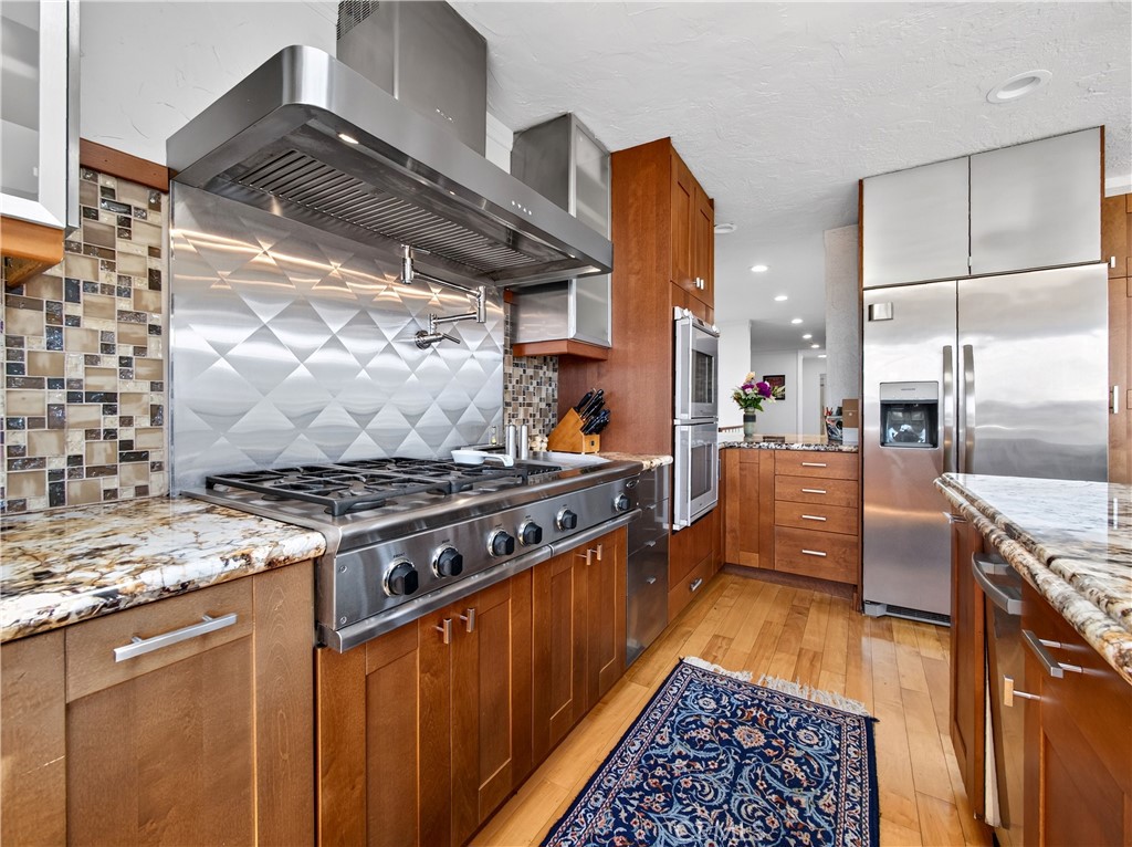 1080 Noria Property Photo 40