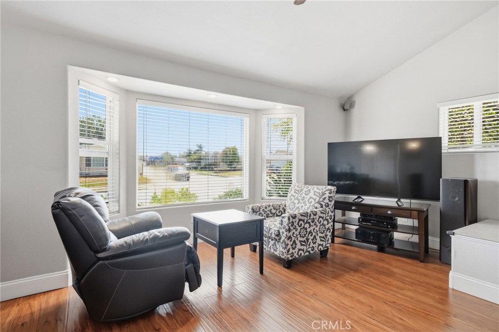 5021 Olga Property Photo 4