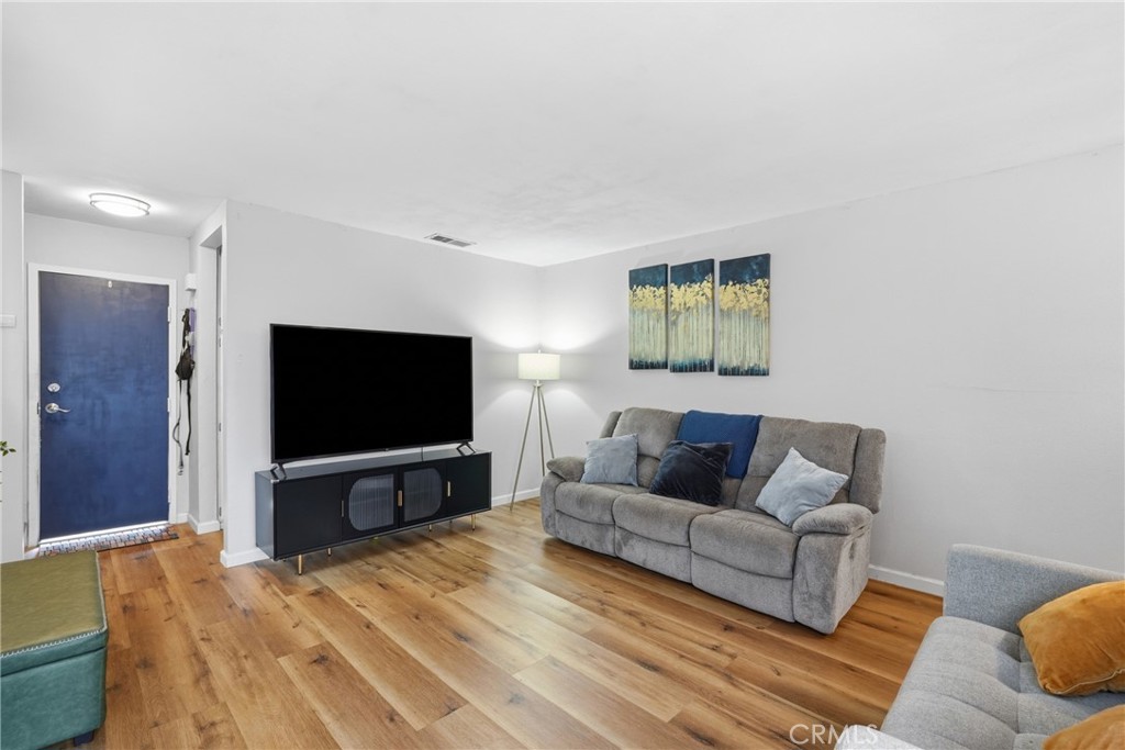 16115 1/4 Eucalyptus A Property Photo 8