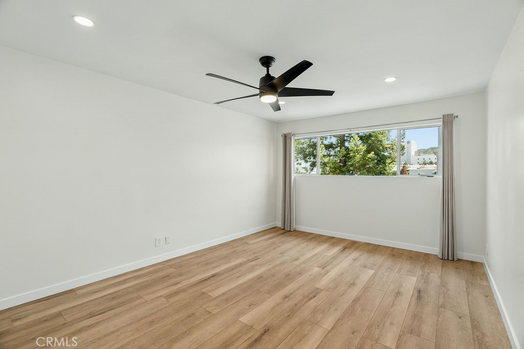 4637 Willis Avenue 306 Property Photo 17