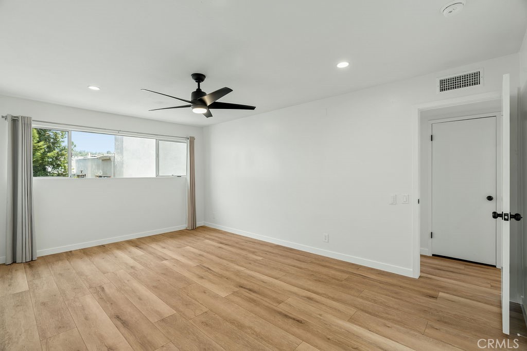 4637 Willis Avenue 306 Property Photo 19