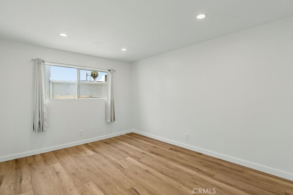 4637 Willis Avenue 306 Property Photo 22