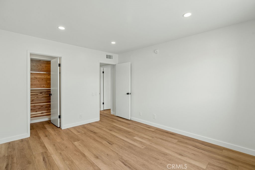 4637 Willis Avenue 306 Property Photo 23
