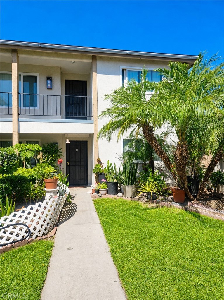 2546 E Park C Property Photo 1