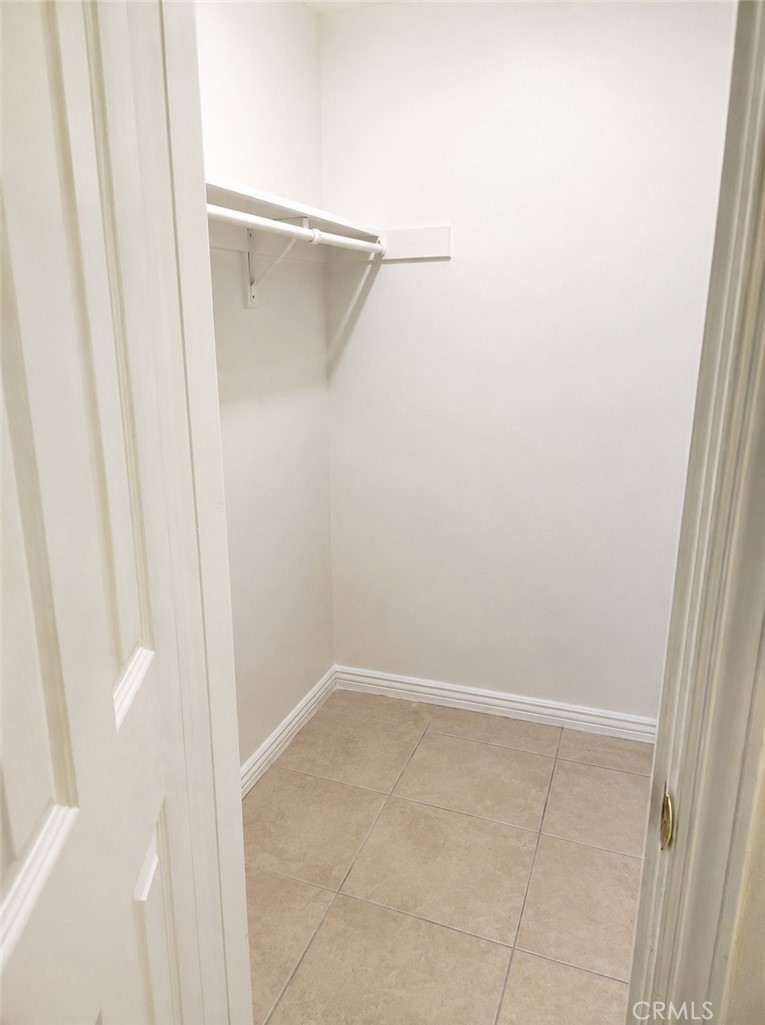 2546 E Park C Property Photo 9