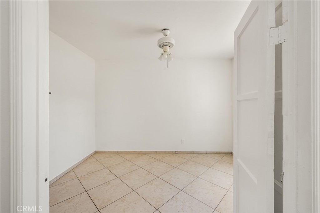 821 S Orange Property Photo 14