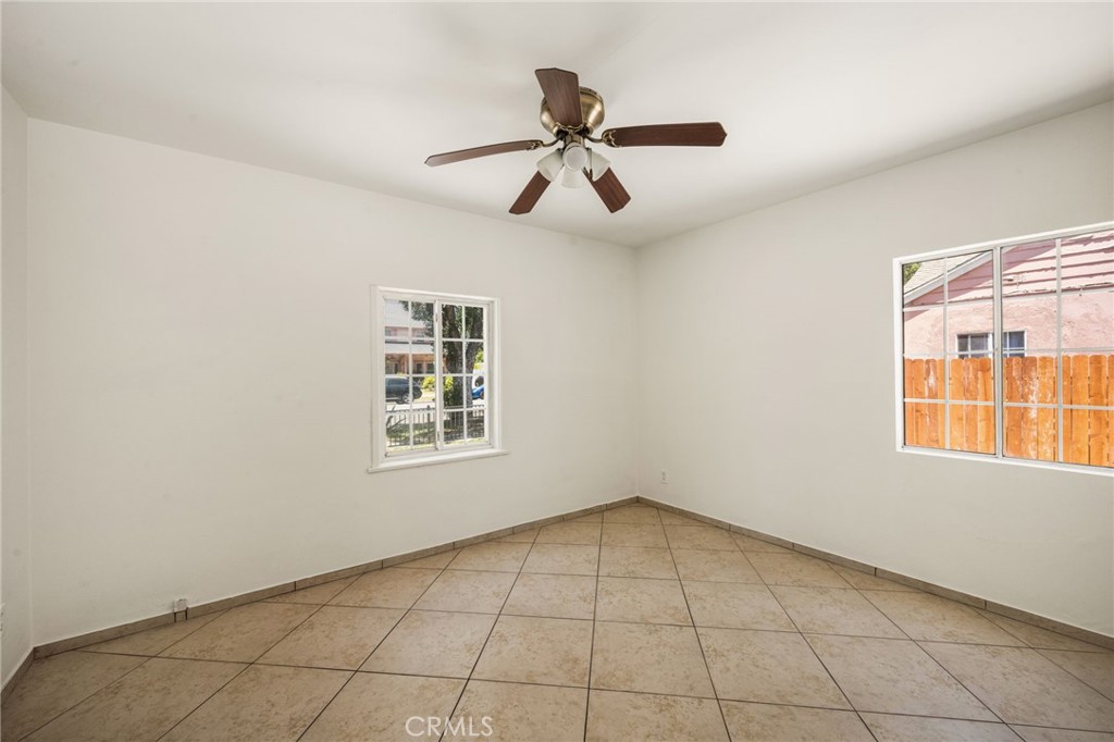 821 S Orange Property Photo 24