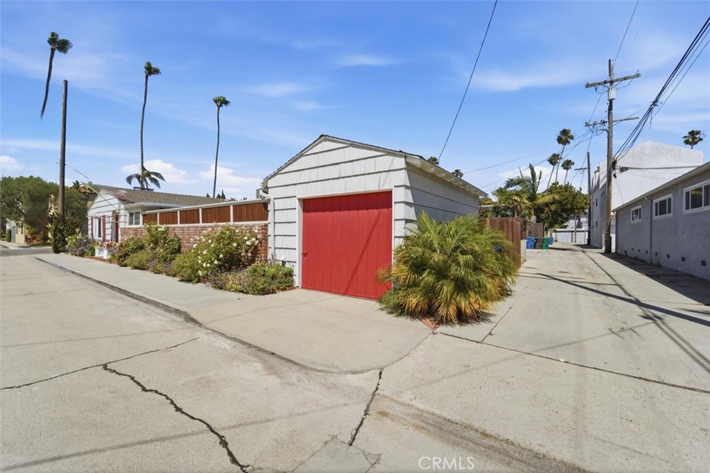 5928 E The Toledo Property Photo 18
