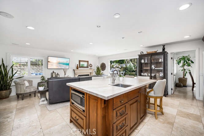 16332 Spartan Circle Property Photo 4