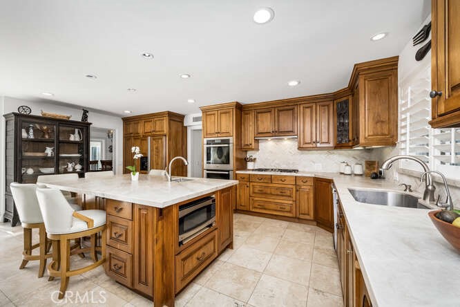 16332 Spartan Circle Property Photo 5