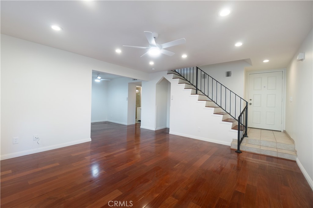 587 S College Property Photo 3