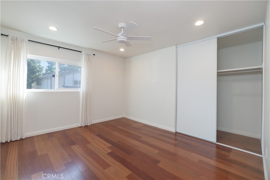 587 S College Property Photo 11