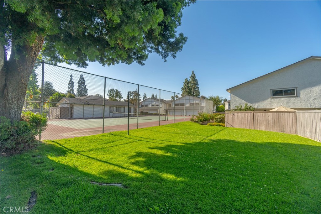 587 S College Property Photo 19