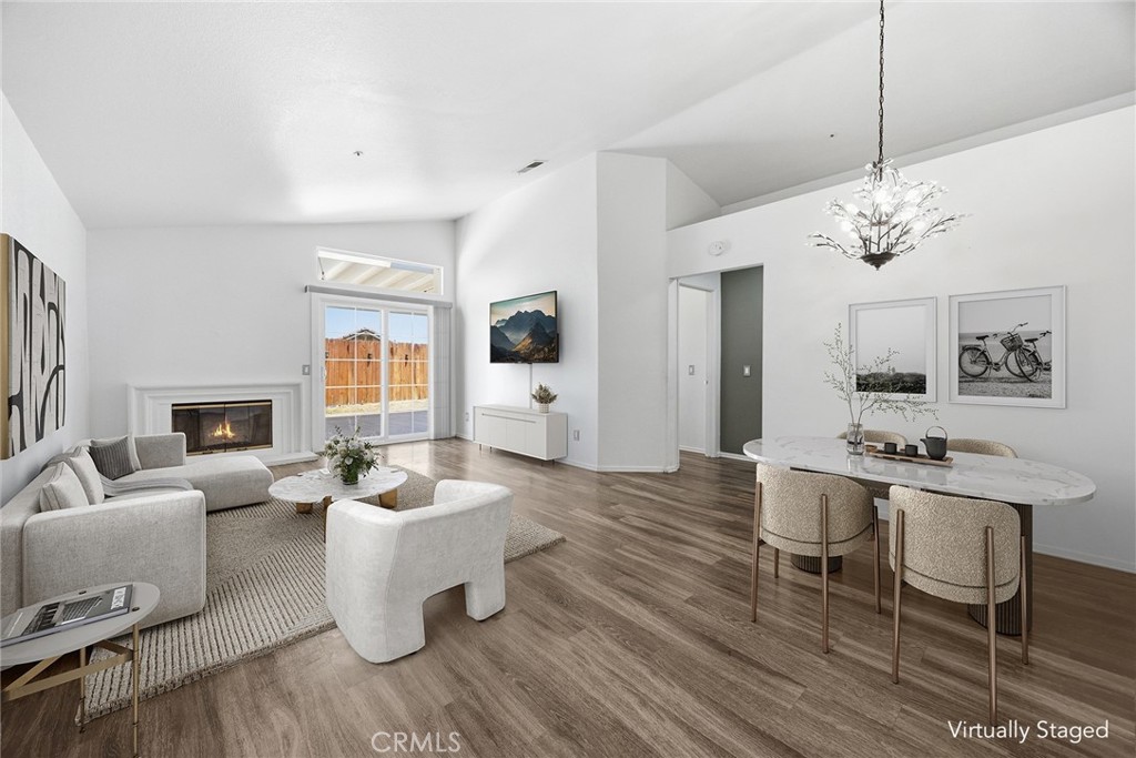 15516 Carrera Property Photo 3